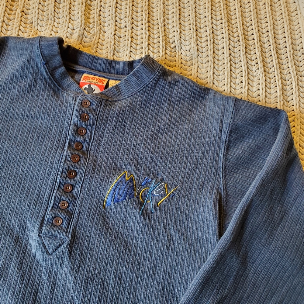 Vintage Mickey Mouse Shirt